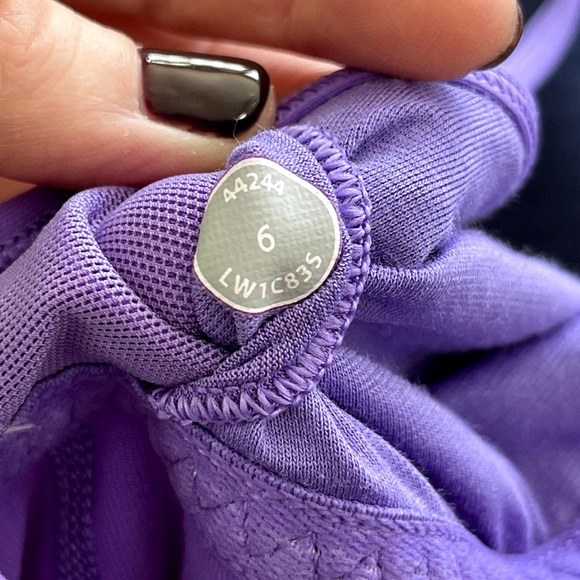 Lululemon Live Lightly Tank in Power Purple White Size 6 Gym‎ Athletic Sporty - Picture 16 of 16